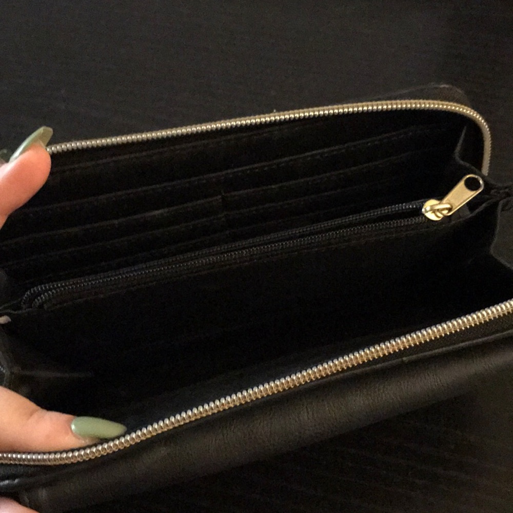 Wallet - Picture 3 of 4